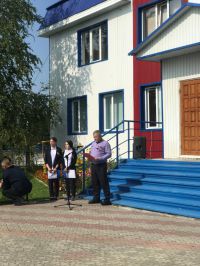 В сельском поселении Покур прошел День Государственного флага Российской Федерации